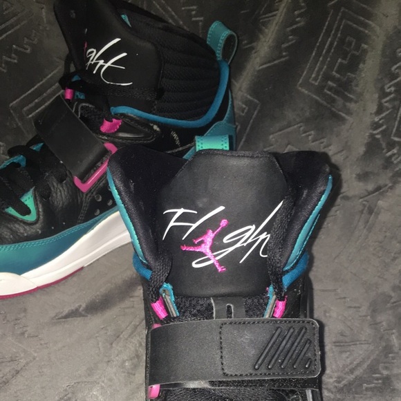 Air Jordan Flight 97’s - Picture 3 of 5